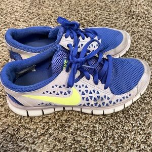 Nike Free Running Shoes, Women’s Size 6.5